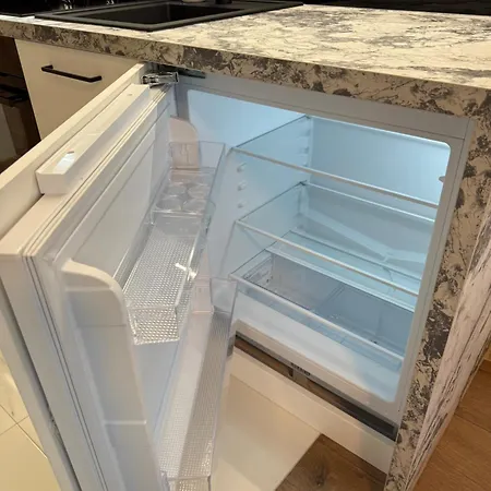 Deluxury Chmielna * Варшава