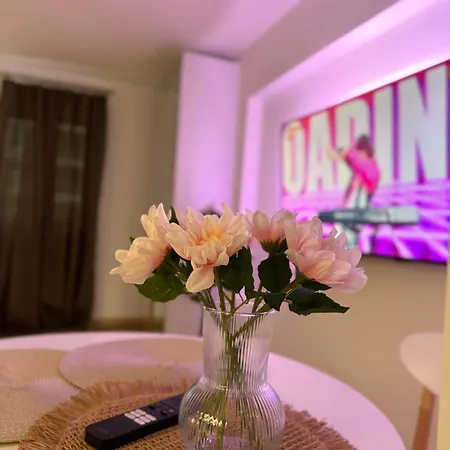 Appartement Deluxury Chmielna Varsovie