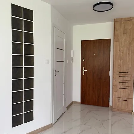 Deluxury Chmielna Варшава