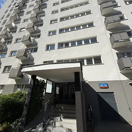 Deluxury Chmielna * Varsovie