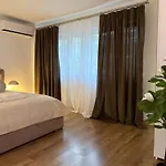 Deluxury Chmielna Apartamento