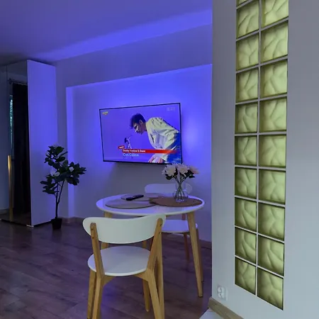 Deluxury Chmielna Warsaw